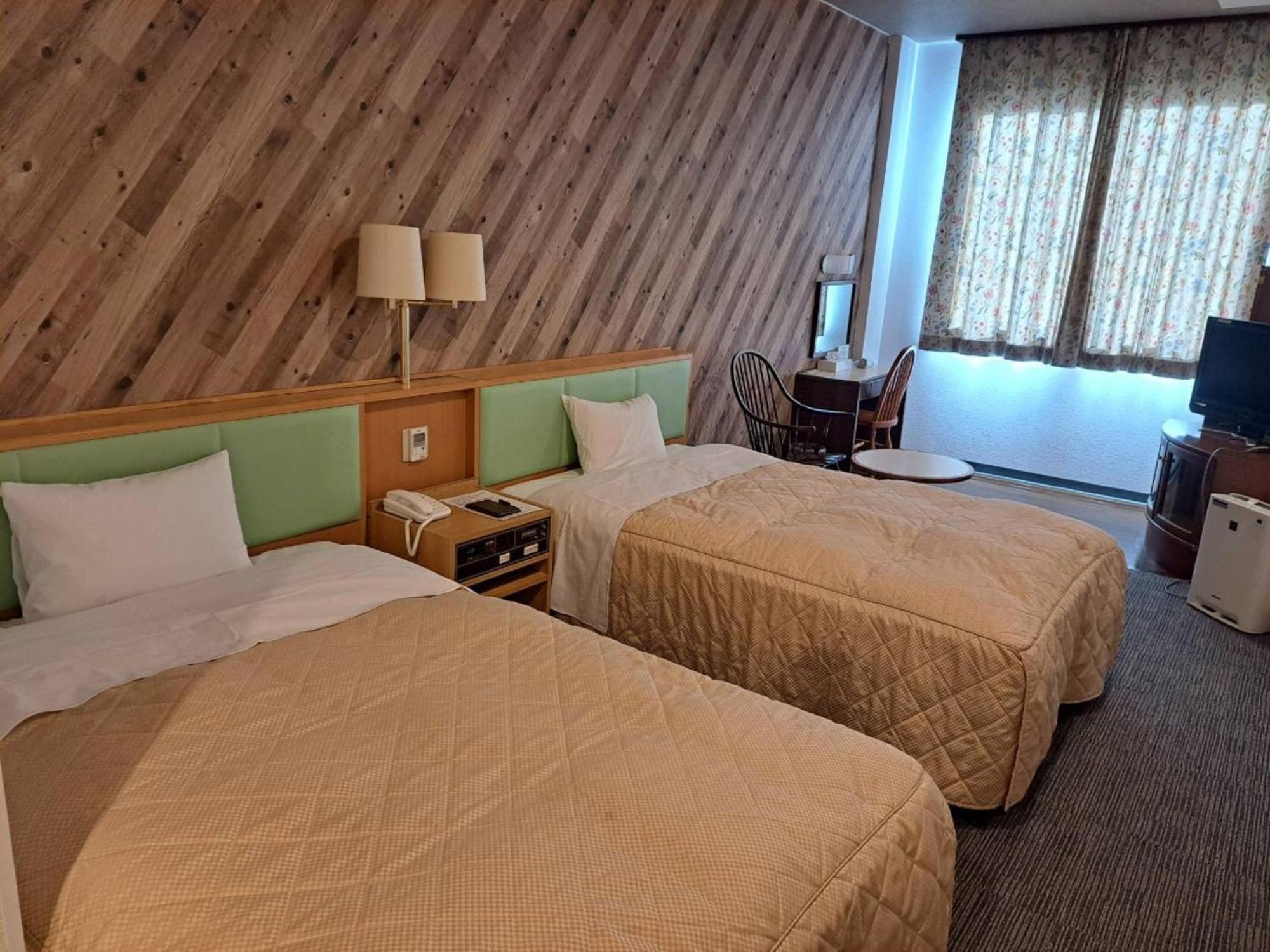 Business Hotel Kawakami Kumano Eksteriør bilde