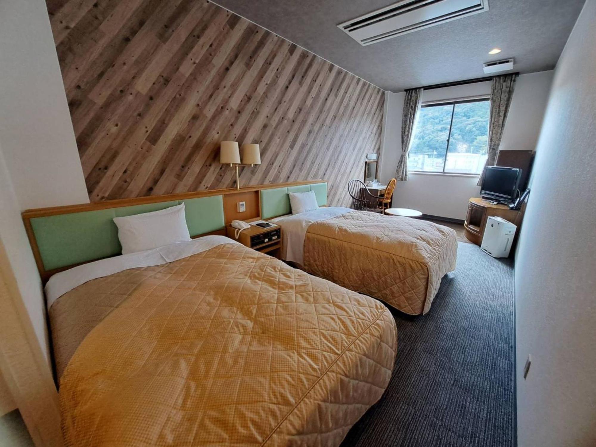 Business Hotel Kawakami Kumano Eksteriør bilde