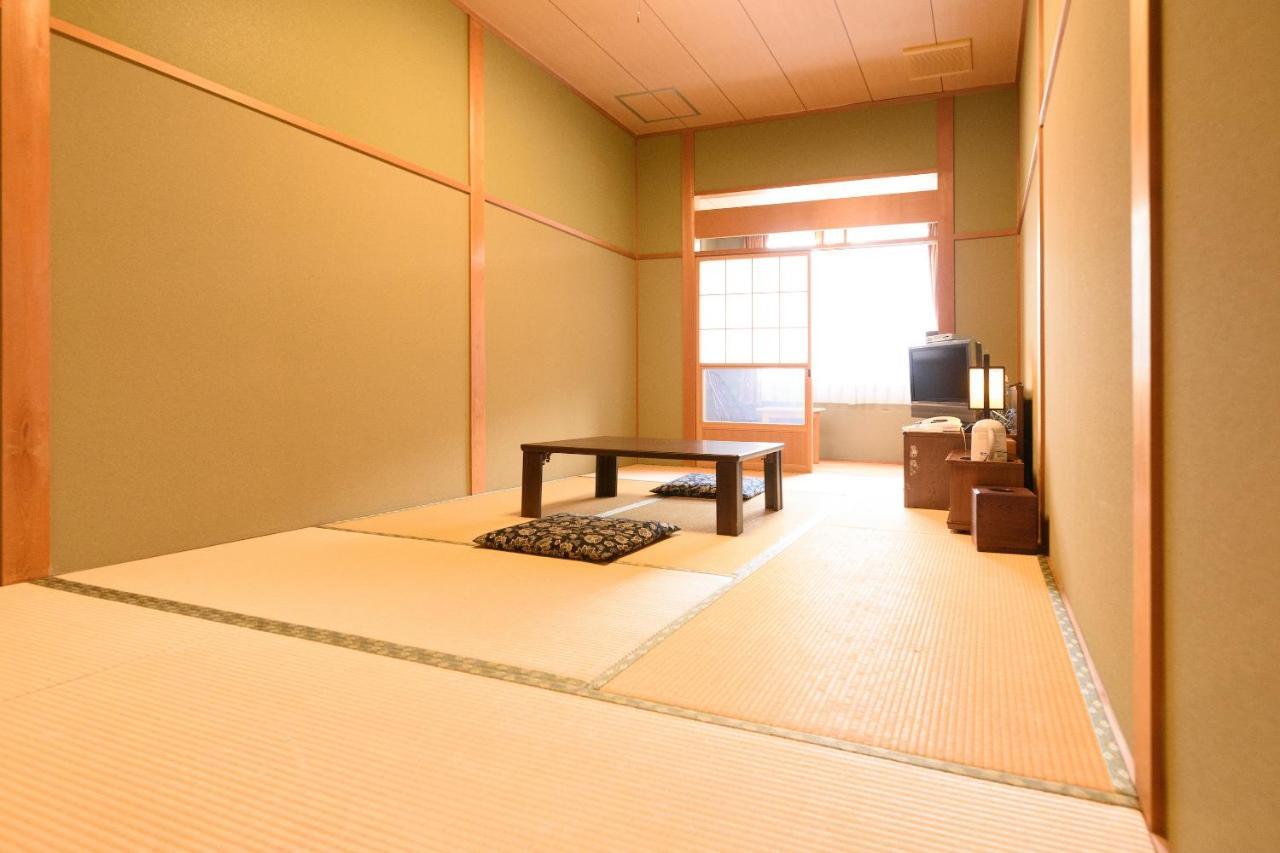 Business Hotel Kawakami Kumano Eksteriør bilde