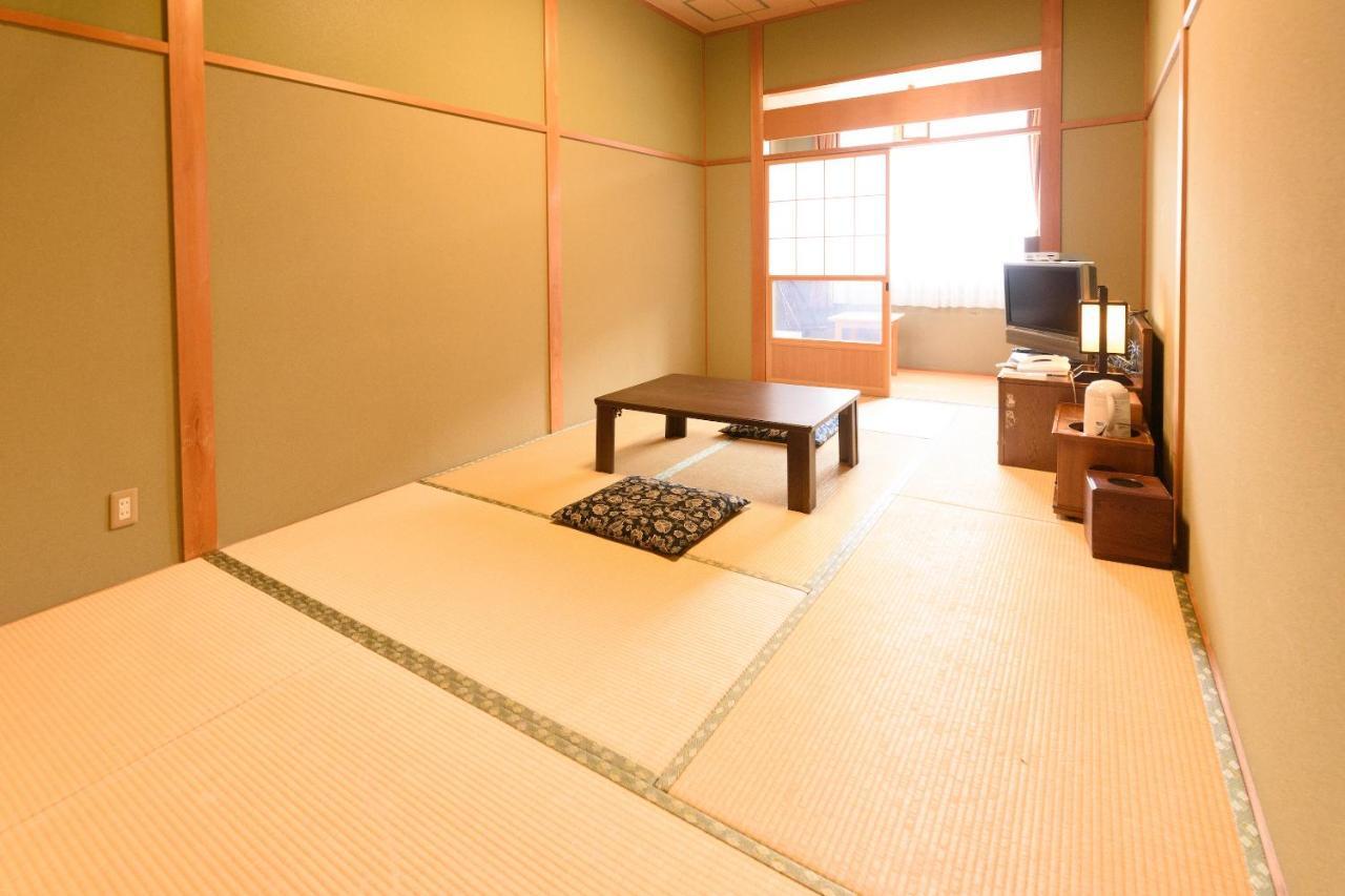 Business Hotel Kawakami Kumano Eksteriør bilde